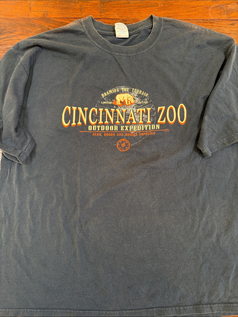 Cincinnati Zoo T Shirt, XL
